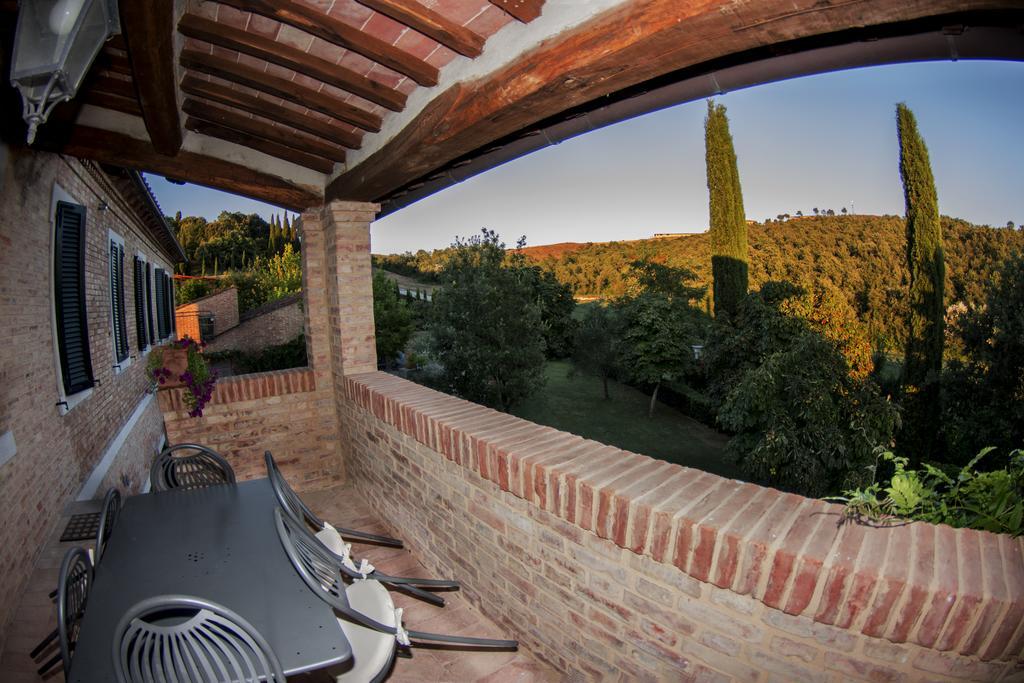 Agriturismo Sant'Alfredo Monteroni d'Arbia Exterior photo